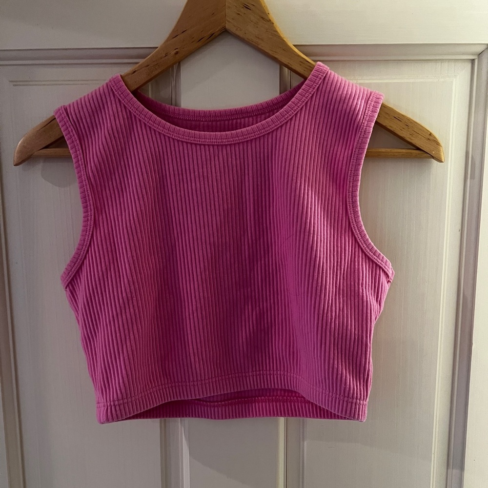 pink cropped tank ripped